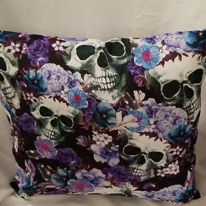 Skulls & Roses Home Decor Covered Pillow
